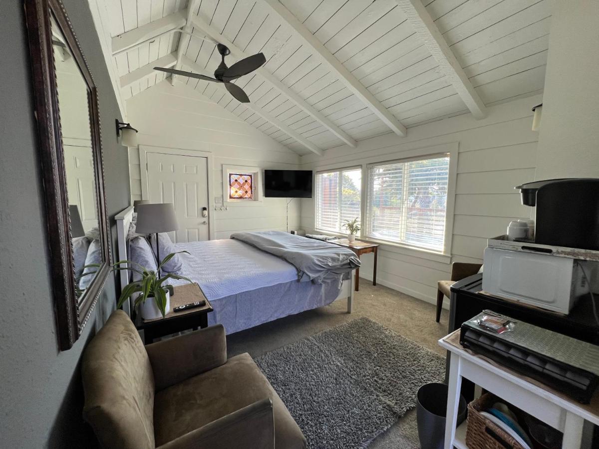 The Midtown Cottage- W/ Private Entrance And Views Санта-Крус Экстерьер фото